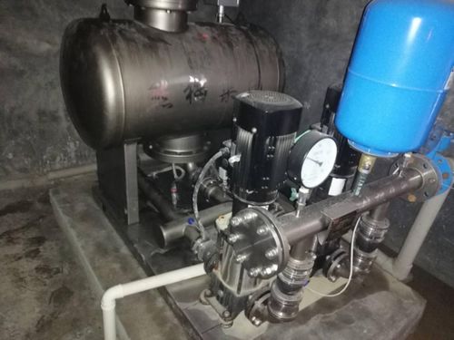 筠连人看过来，你喝的二次供水安全吗？建筑物水箱清洗揭示隐患与对策